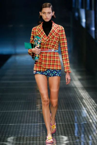 Look 20